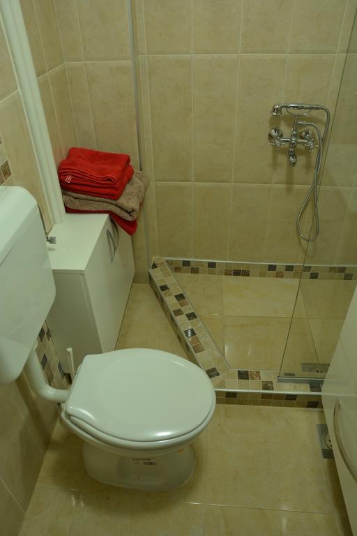 Apartment Kapishtec Скопие Стая снимка